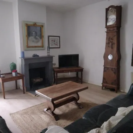 La Maison De Famille